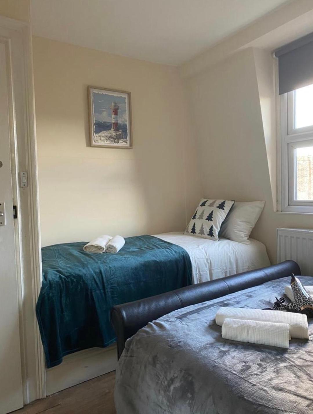 Lovely Private Rooms In Camden, Central London Eksteriør bilde